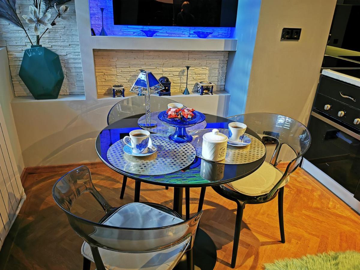 Crystal Central Apartment Braşov Dış mekan fotoğraf