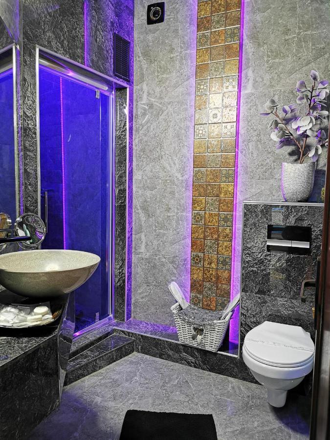 Crystal Central Apartment Braşov Dış mekan fotoğraf