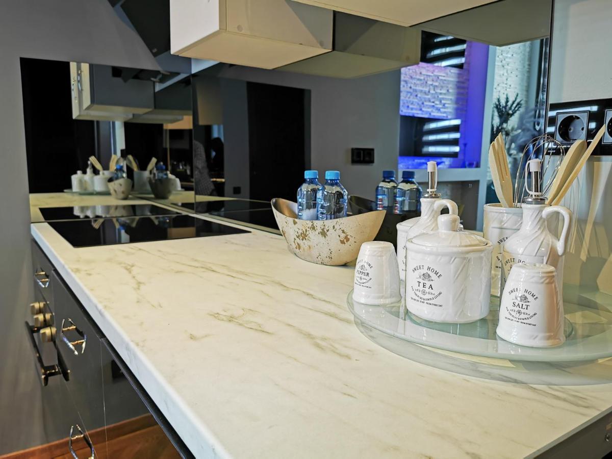 Crystal Central Apartment Braşov Dış mekan fotoğraf
