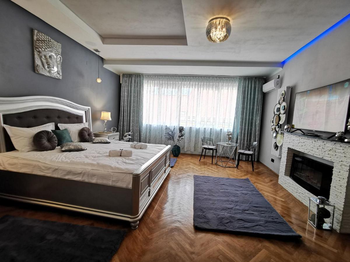 Crystal Central Apartment Braşov Dış mekan fotoğraf