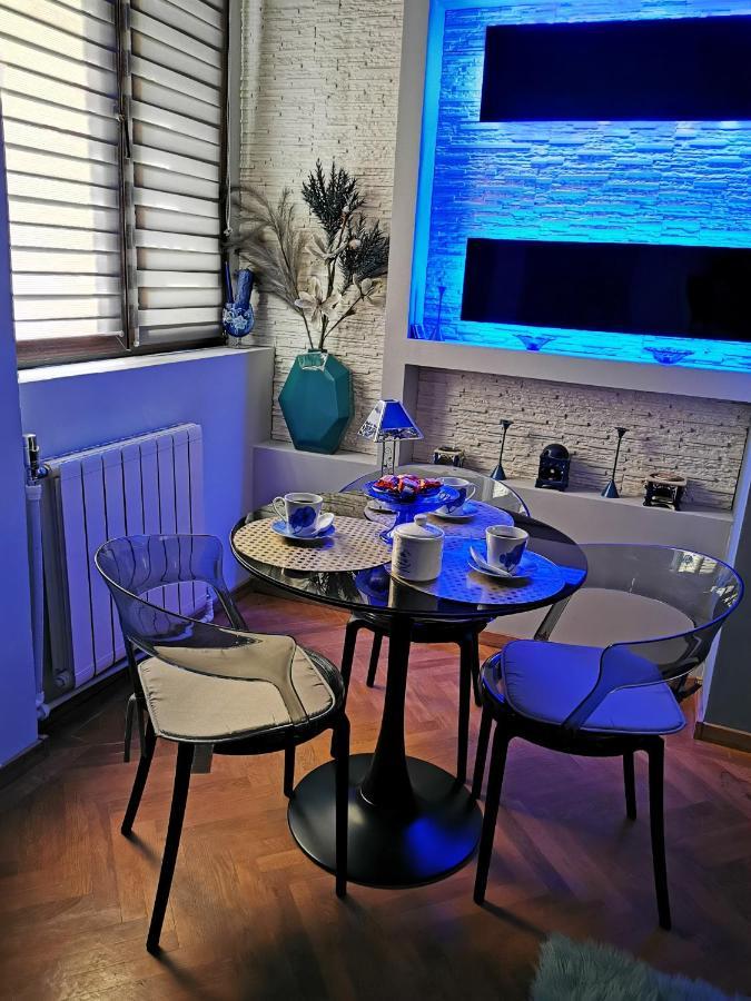 Crystal Central Apartment Braşov Dış mekan fotoğraf