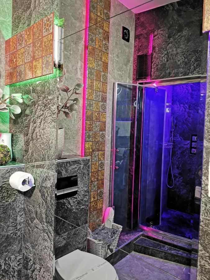 Crystal Central Apartment Braşov Dış mekan fotoğraf